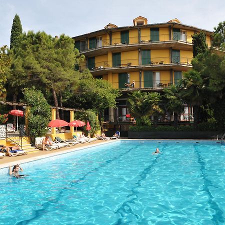 Hotel Palme & Suite Garda  Ngoại thất bức ảnh