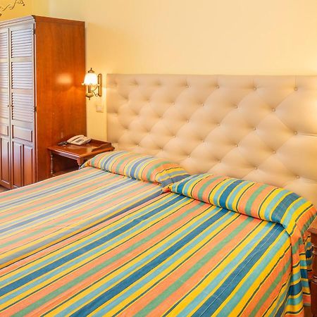 Hotel Palme & Suite Garda  Ngoại thất bức ảnh