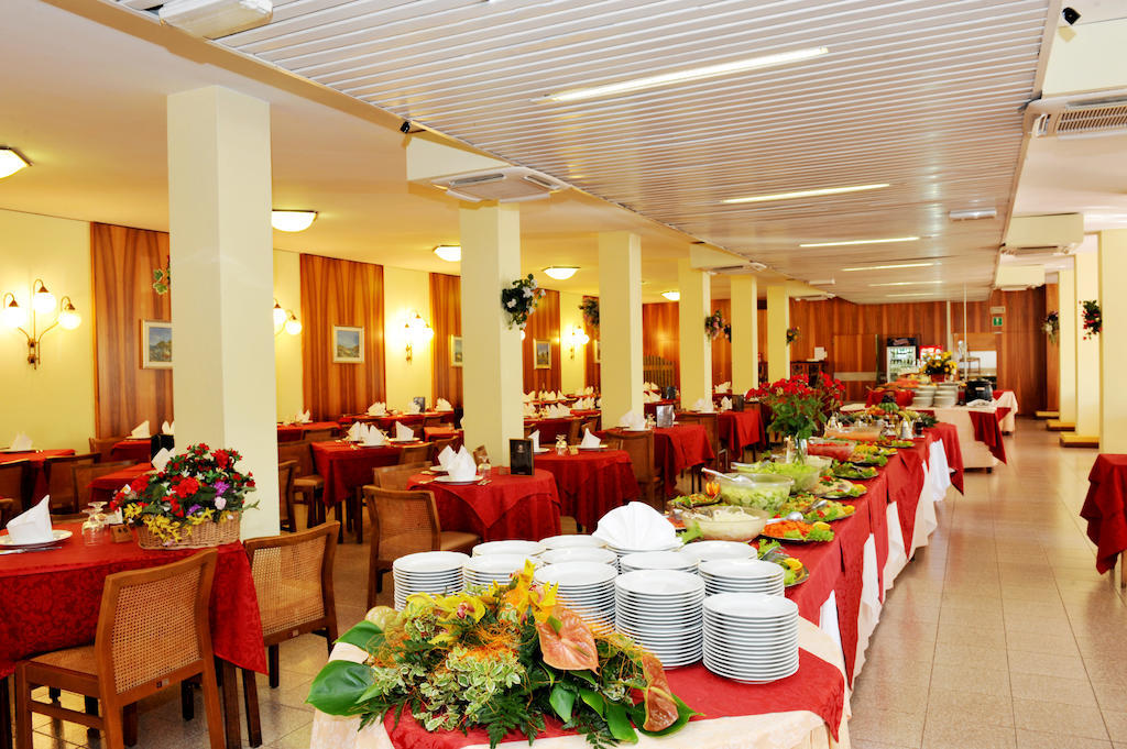 Hotel Palme & Suite Garda  Ngoại thất bức ảnh