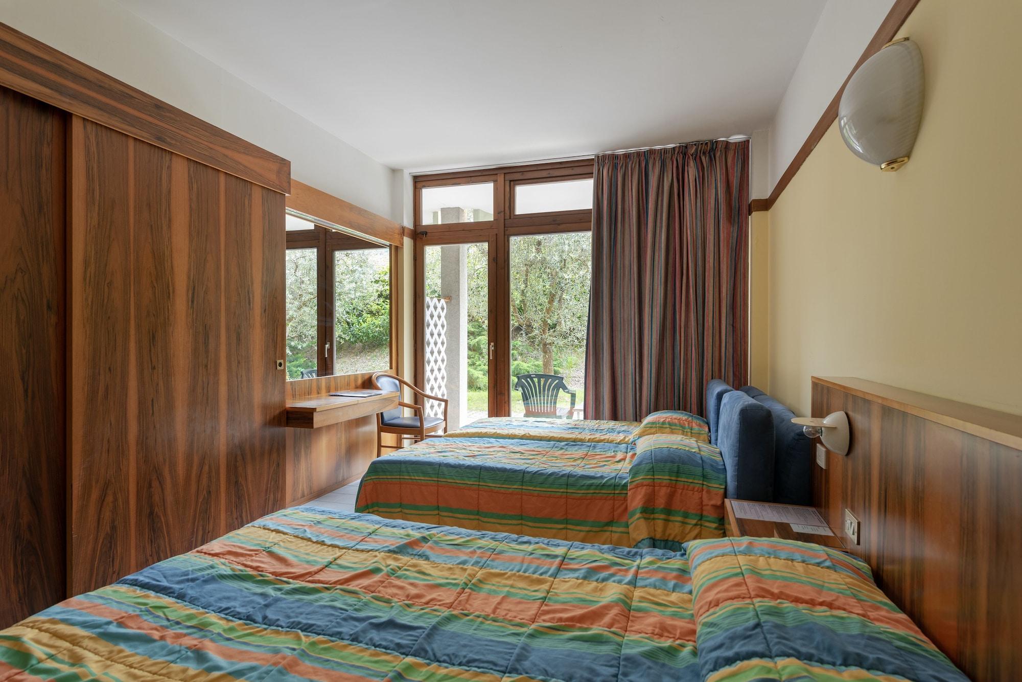 Hotel Palme & Suite Garda  Ngoại thất bức ảnh