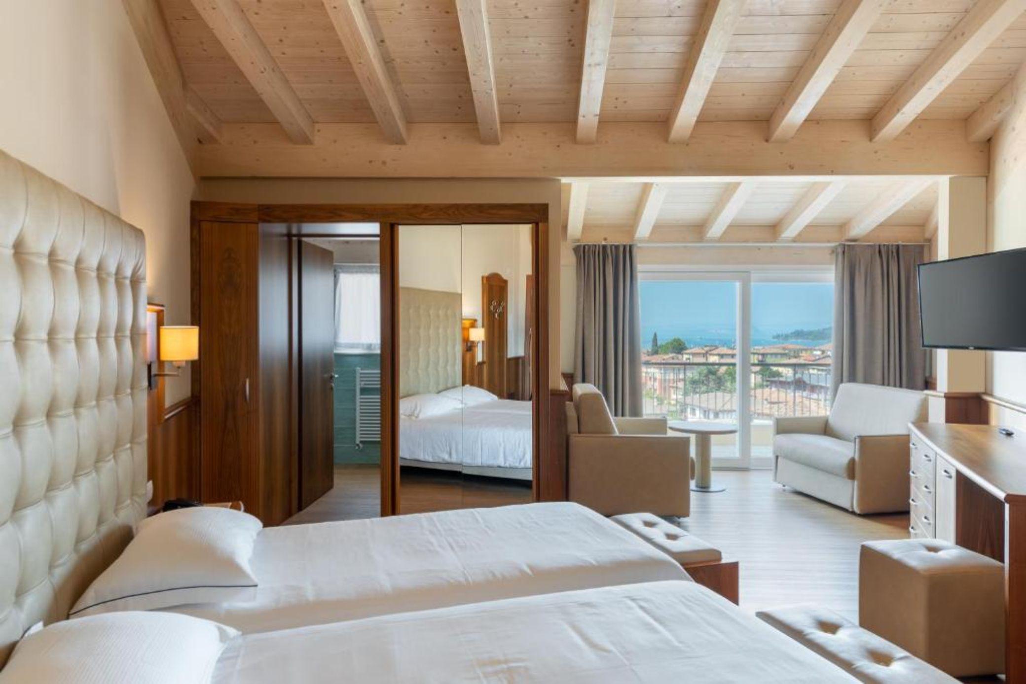 Hotel Palme & Suite Garda  Ngoại thất bức ảnh