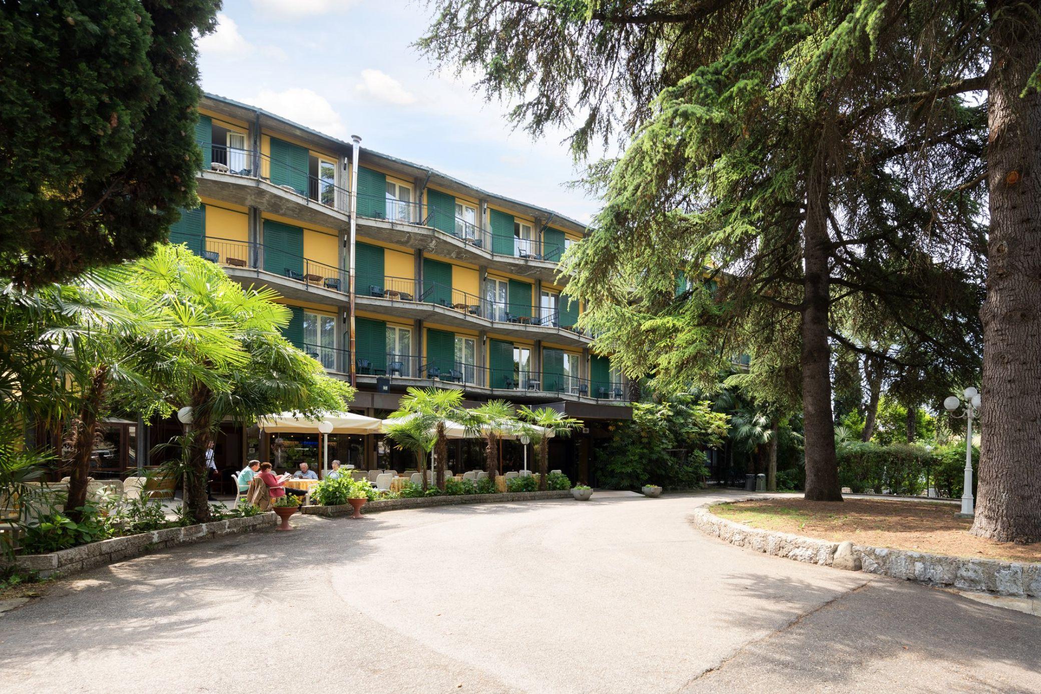 Hotel Palme & Suite Garda  Ngoại thất bức ảnh