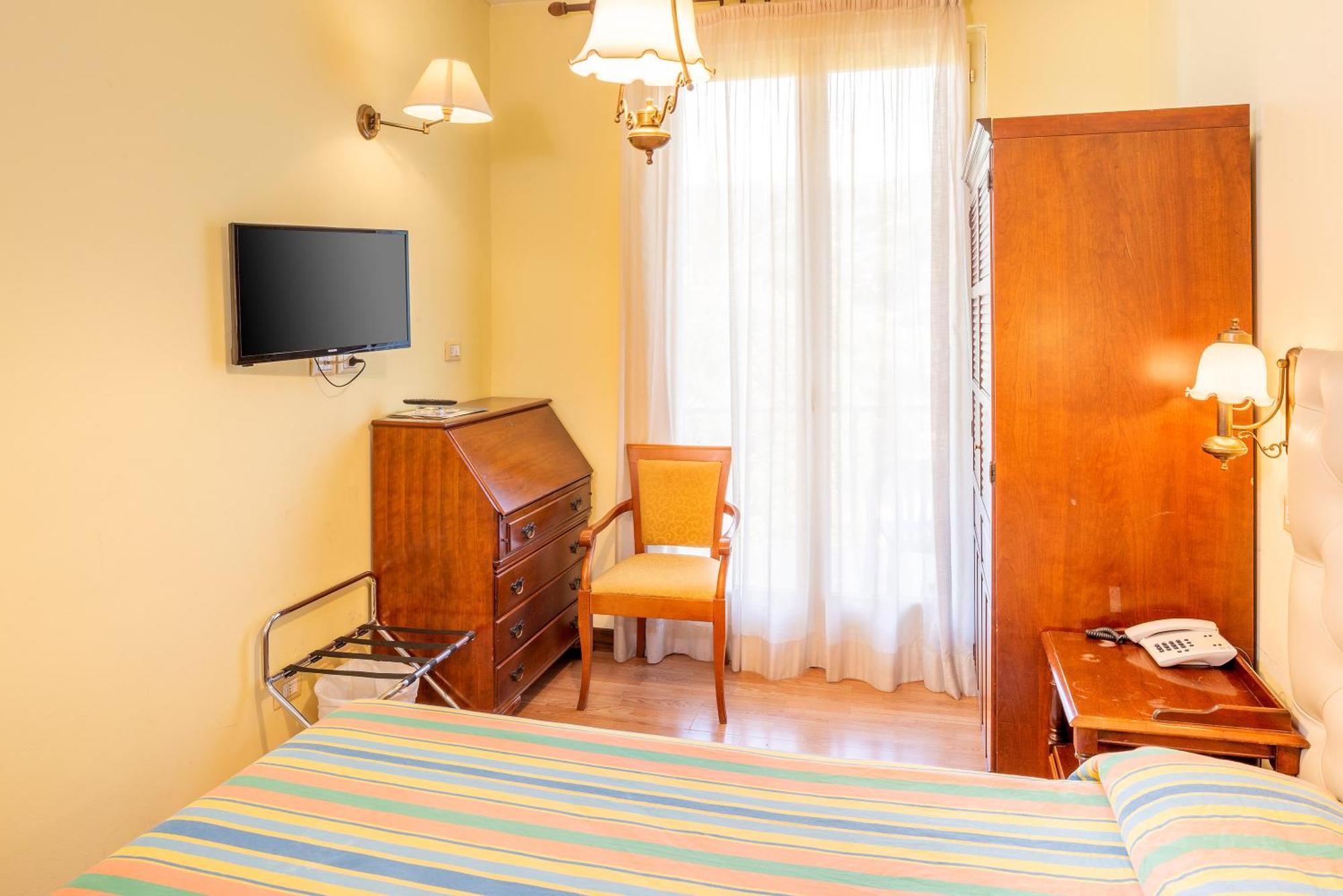 Hotel Palme & Suite Garda  Ngoại thất bức ảnh